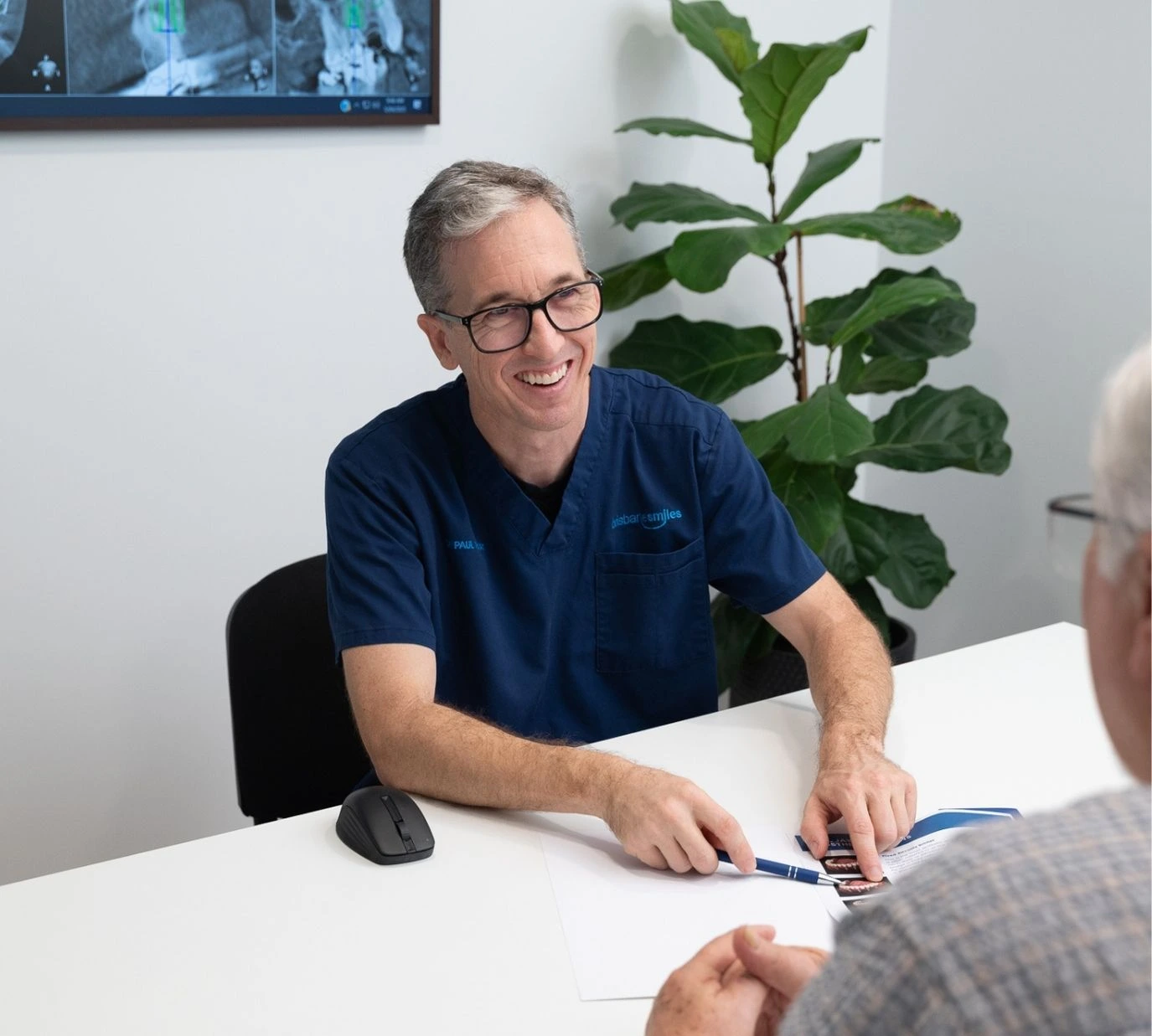 Why Choose Brisbane Smiles for Dental Implants?